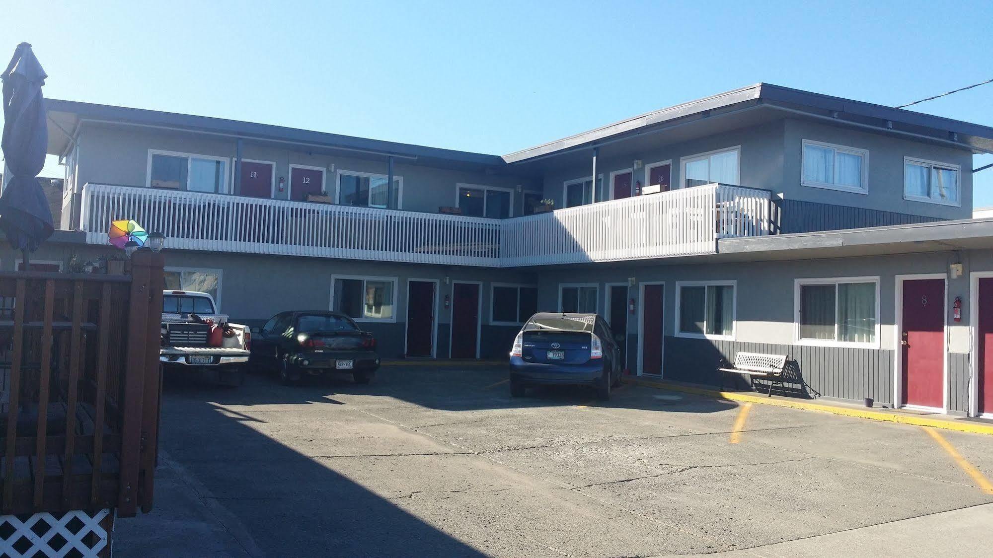 Terrace Motel 库斯贝 外观 照片